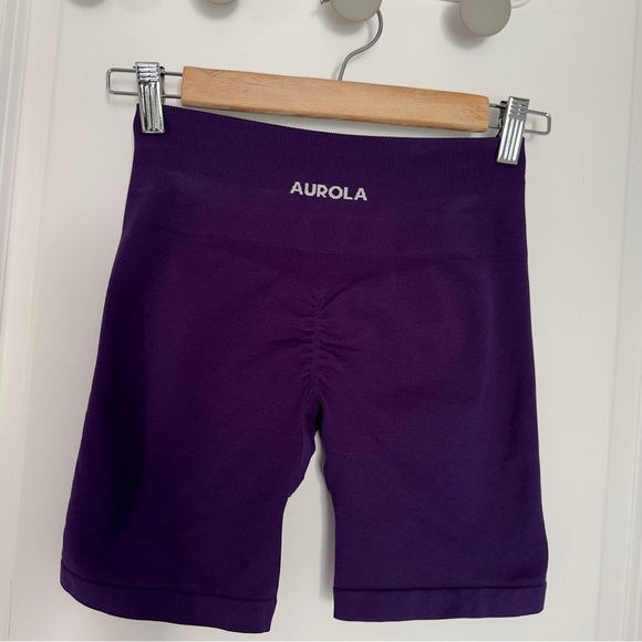 AUROLA Intensify Workout Shorts for Women Seamless Scrunch Short Size S - Picture 2 of 5